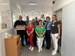 kisvárdai tűzoltók és kórházi munkatársak