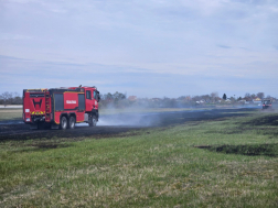 szabadtéri tűz Újfehértónál