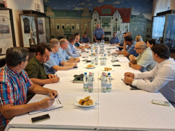 Szakmai értekezlet
