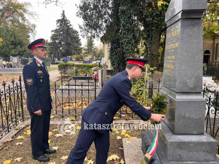 Koszorúzás