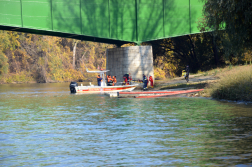 A nyaralóhajó könnyű és súlyos sérültjeit a mentőszervezet tagjai ellátták, majd a partra, végül egészségügyi ellátó pontra szállították.